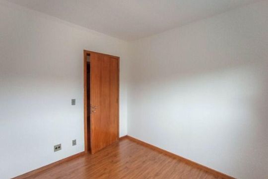Quarto 2 de apartamento para alugar com 3 quartos, 98m² em Ipanema, Porto Alegre