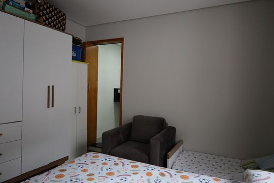 Casa à venda com 3 quartos, 188m² em Vila Santana, São Paulo