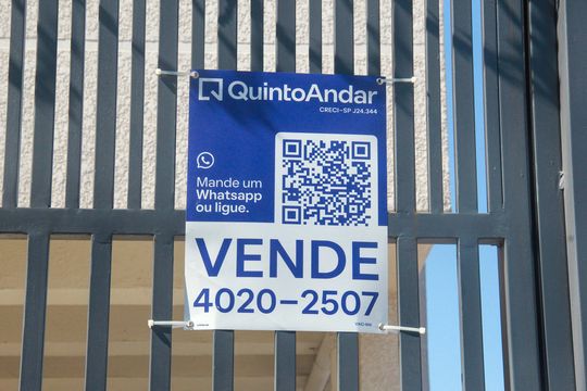 Placa instalada em 27/03/2026 com o código VAIO-866 de apartamento à venda com 2 quartos, 41m² em Jardim Stella, Santo André