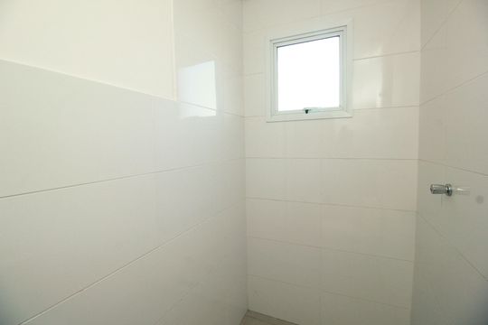 Banheiro de apartamento à venda com 2 quartos, 41m² em Jardim Stella, Santo André