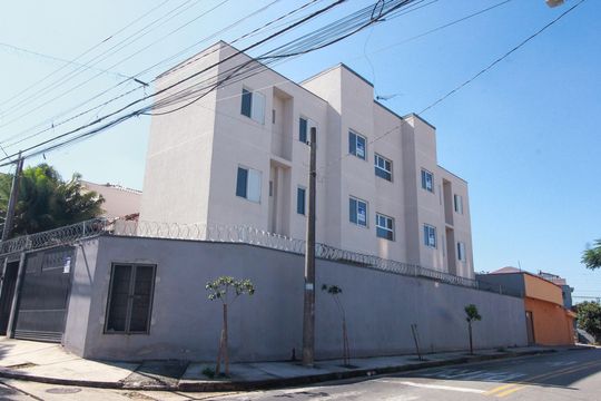 Fachada do Prédio de apartamento à venda com 2 quartos, 41m² em Jardim Stella, Santo André
