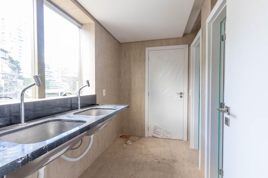 Área de Serviço de apartamento à venda com 4 quartos, 352m² em Santa Lúcia, Belo Horizonte