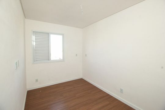 Quarto 1 de apartamento à venda com 2 quartos, 41m² em Jardim Stella, Santo André