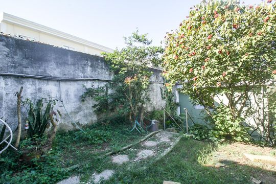 Quintal de casa à venda com 4 quartos, 120m² em Vila dos Remedios, São Paulo