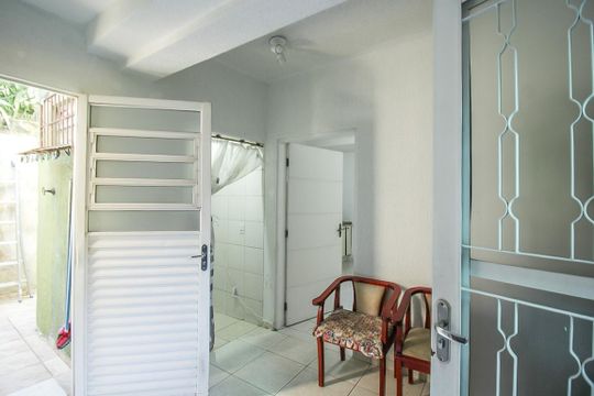 Área de serviço de casa à venda com 4 quartos, 120m² em Vila dos Remedios, São Paulo