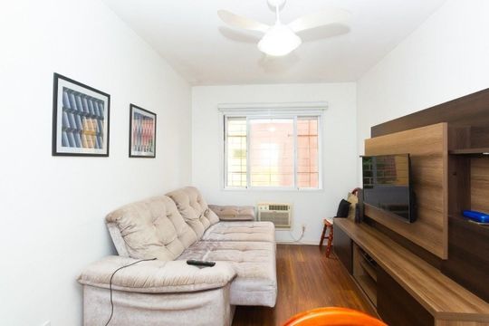 Apartamento à venda com 1 quarto, 50m² em Jardim do Salso, Porto Alegre