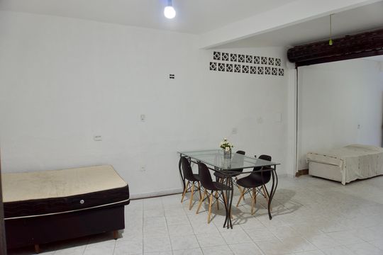 Sala de kitnet/studio para alugar com 1 quarto, 45m² em Prado, Belo Horizonte