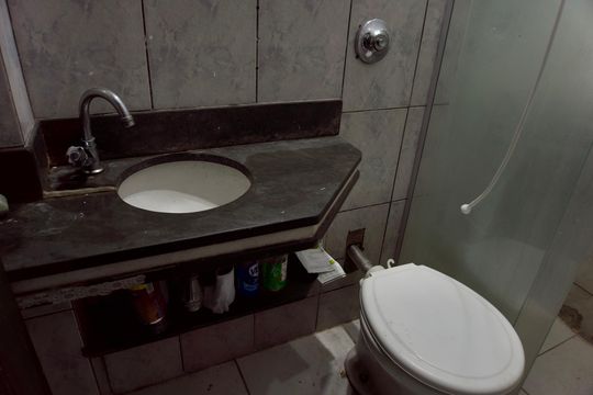 BanheiroBanheiro - Detalhes de kitnet/studio para alugar com 1 quarto, 45m² em Prado, Belo Horizonte