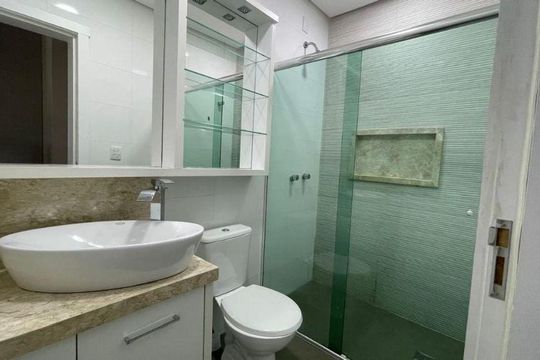 Banheiro Social de casa de condomínio para alugar com 2 quartos, 180m² em Sarandi, Porto Alegre