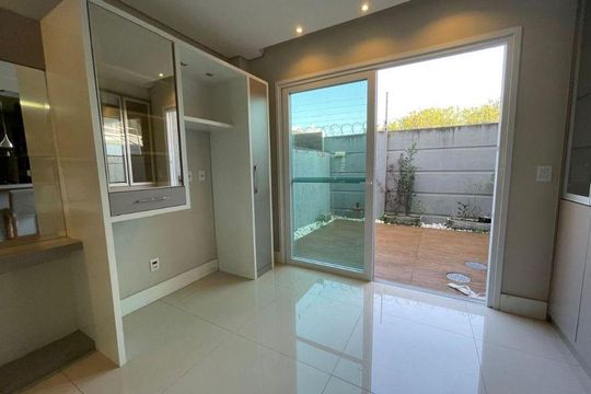 Sala de casa de condomínio para alugar com 2 quartos, 180m² em Sarandi, Porto Alegre