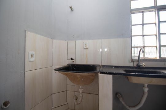 Cozinha e Área de Serviço de kitnet/studio para alugar com 1 quarto, 23m² em Vicente Pires , Brasília