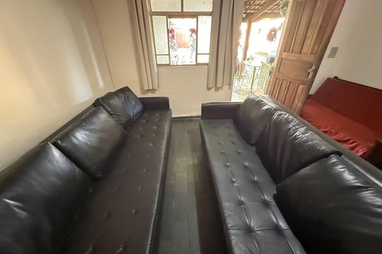 Casa à venda com 3 quartos, 300m² em Braúnas, Belo Horizonte