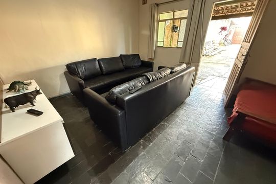 Casa à venda com 3 quartos, 300m² em Braúnas, Belo Horizonte