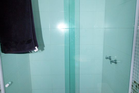 Banheiro Social de apartamento à venda com 2 quartos, 58m² em Vicente de Carvalho, Rio de Janeiro