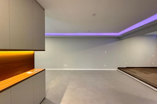 Sala de casa à venda com 4 quartos, 250m² em Granja Julieta, São Paulo