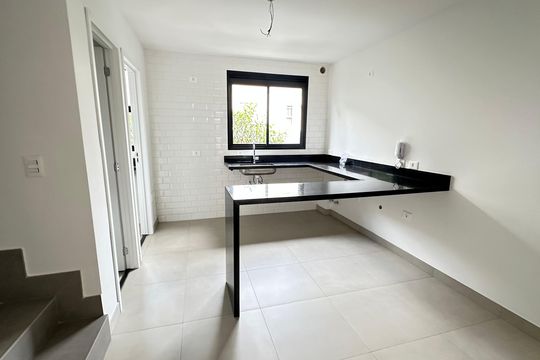 Casa de Condomínio à venda com 3 quartos, 193m² em Vila Congonhas, São Paulo