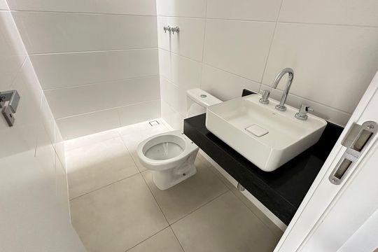 Casa de Condomínio à venda com 3 quartos, 193m² em Vila Congonhas, São Paulo