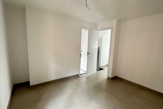 Casa de Condomínio à venda com 3 quartos, 193m² em Vila Congonhas, São Paulo