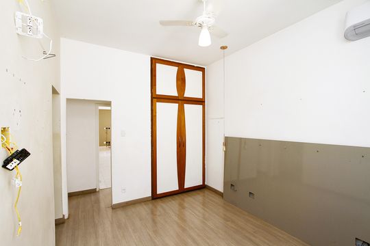 Quarto 1 de apartamento para alugar com 4 quartos, 150m² em Gutierrez, Belo Horizonte