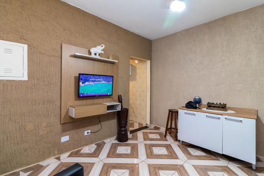 Sala de casa para alugar com 2 quartos, 130m² em Chora Menino, São Paulo