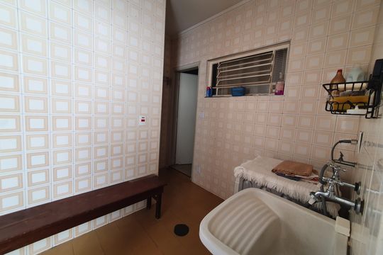 Área de serviço de casa à venda com 3 quartos, 268m² em Jardim Nova Europa, Campinas