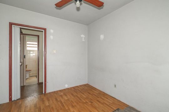 Quarto de apartamento para alugar com 1 quarto, 518m² em Rubem Berta, Porto Alegre