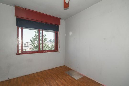 Quarto de apartamento para alugar com 1 quarto, 518m² em Rubem Berta, Porto Alegre