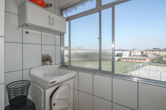 Área de Serviço de apartamento para alugar com 1 quarto, 518m² em Rubem Berta, Porto Alegre