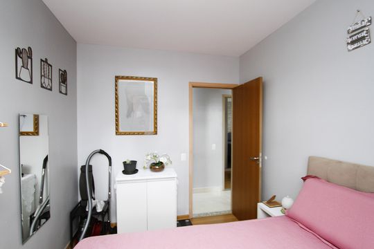 Apartamento à venda com 3 quartos, 70m² em Cinquentenario, Belo Horizonte