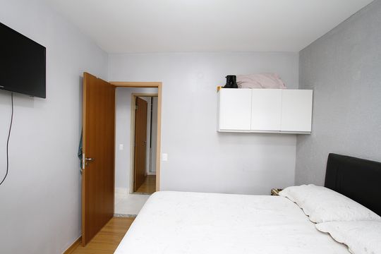 Apartamento à venda com 3 quartos, 70m² em Cinquentenario, Belo Horizonte
