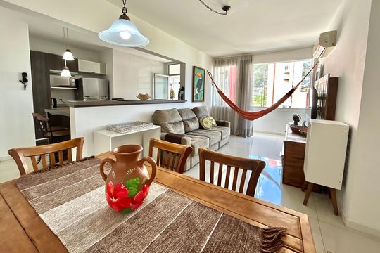 Apartamento para alugar com 2 quartos, 70m² em Centro, Florianópolis