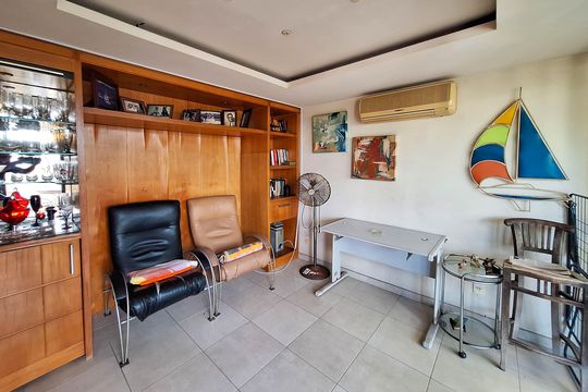 Sala 2 de apartamento à venda com 2 quartos, 240m² em Ingá, Niterói
