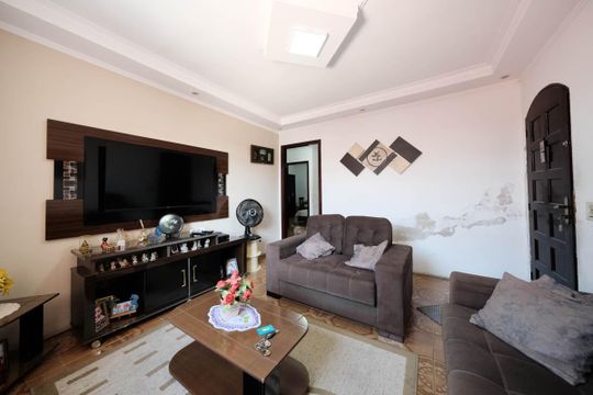 Sala de casa à venda com 3 quartos, 157m² em Vila Bauab, São Paulo