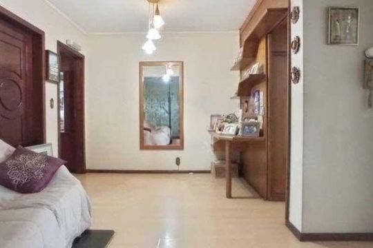 Sala de casa à venda com 3 quartos, 374m² em Jardim Lindóia, Porto Alegre