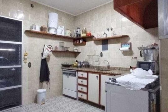 Cozinha de casa para alugar com 3 quartos, 374m² em Jardim Lindóia, Porto Alegre