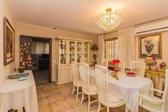 Cozinha de casa à venda com 3 quartos, 374m² em Jardim Lindóia, Porto Alegre