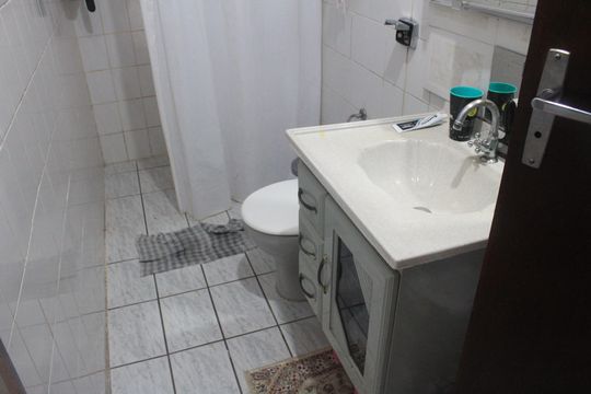 Banheiro 1 de casa à venda com 4 quartos, 363m² em Campestre, São Caetano do Sul