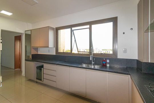 Cozinha de apartamento para alugar com 3 quartos, 500m² em Centro, Canoas