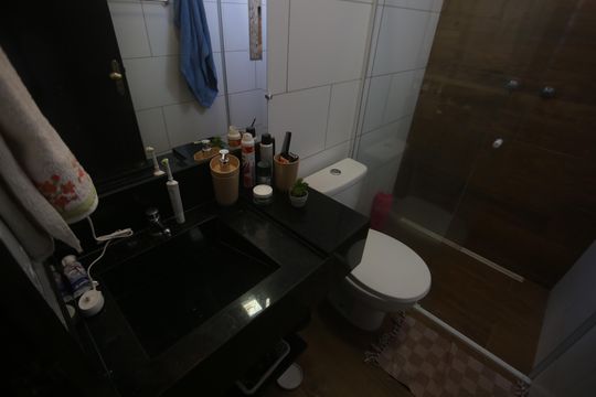 Banheiro de casa à venda com 2 quartos, 210m² em Palmeiras, Belo Horizonte