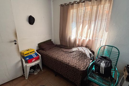 Casa à venda com 3 quartos, 180m² em Jardim Sabara, São Paulo