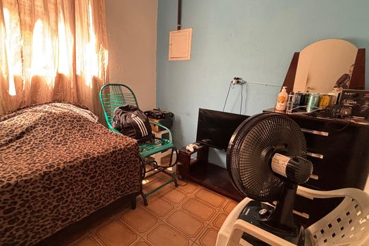 Casa à venda com 3 quartos, 180m² em Jardim Sabara, São Paulo