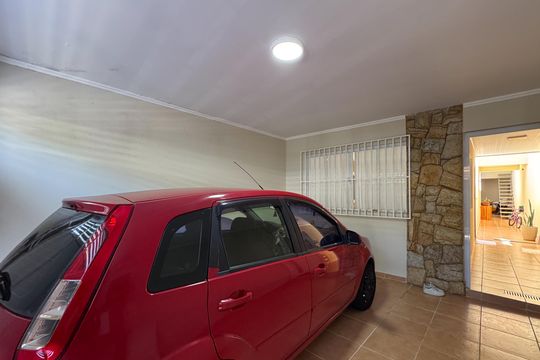 Garagem de casa para alugar com 3 quartos, 206m² em Parque Selecta, São Bernardo do Campo
