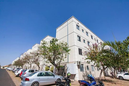 Fachada de apartamento para alugar com 2 quartos, 44m² em Shopping Park, Uberlândia