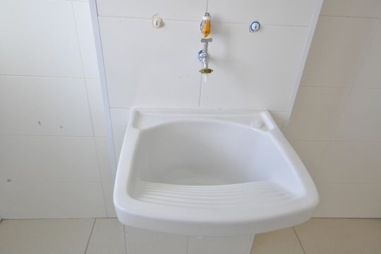 Área de Serviço de apartamento à venda com 2 quartos, 52m² em Vila Mazzei, São Paulo