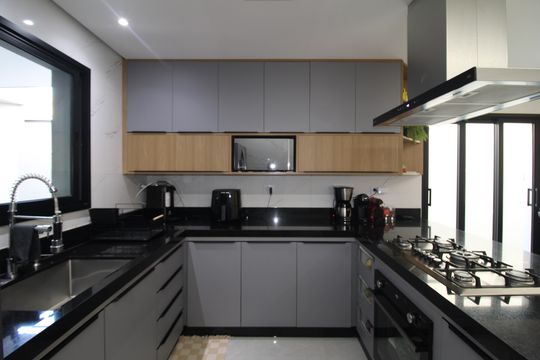 Cozinha de casa à venda com 4 quartos, 220m² em Imirim, São Paulo