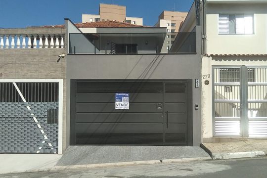 Fachada de casa à venda com 4 quartos, 220m² em Imirim, São Paulo