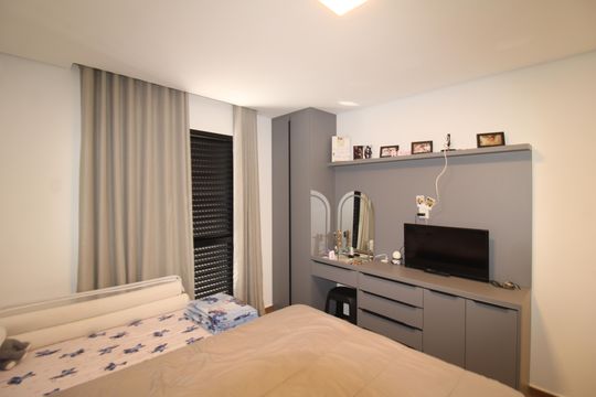 Quarto 1 de casa à venda com 4 quartos, 220m² em Imirim, São Paulo