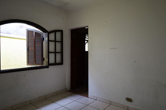 Casa à venda com 3 quartos, 131m² em Interlagos, São Paulo