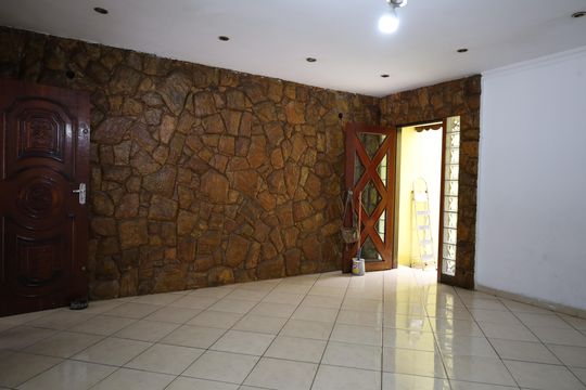 Casa à venda com 3 quartos, 131m² em Interlagos, São Paulo