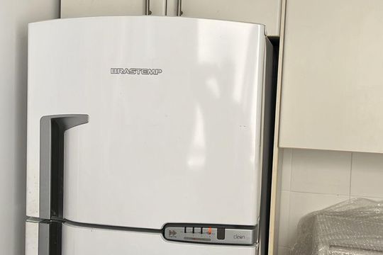 Cozinha de apartamento para alugar com 2 quartos, 138m² em Bom Fim, Porto Alegre